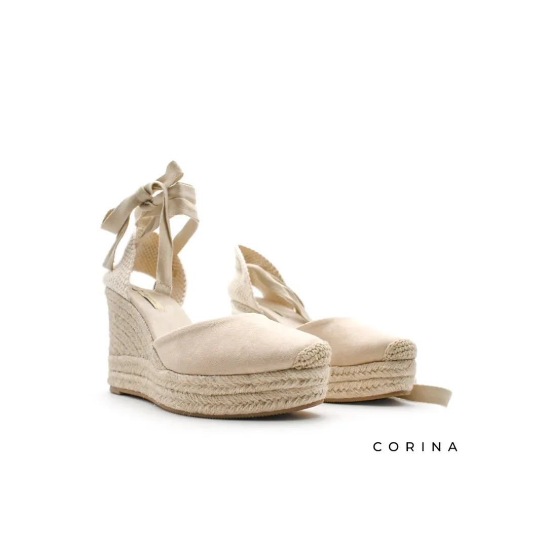 Alpargata beige con cuña alta
