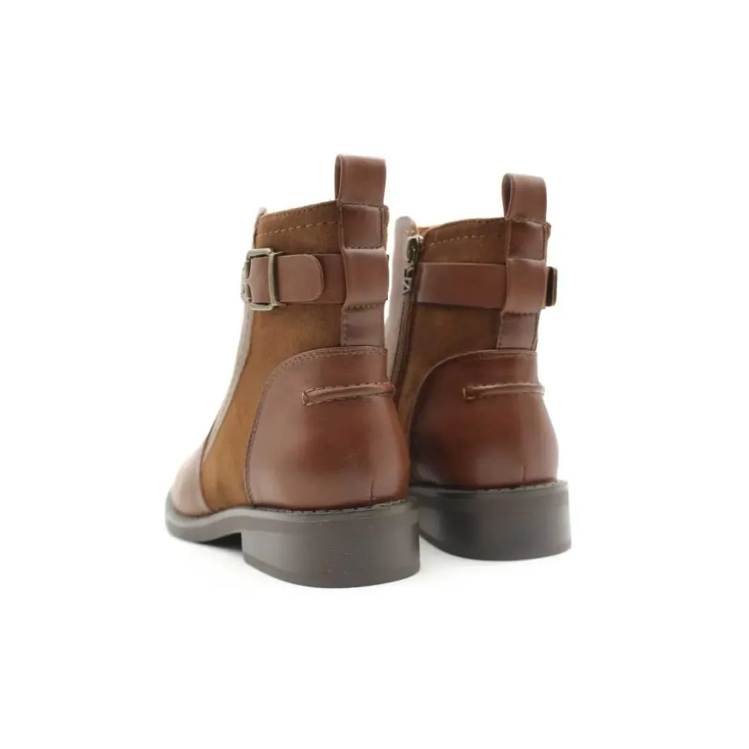 Botin plano camel Virucci
