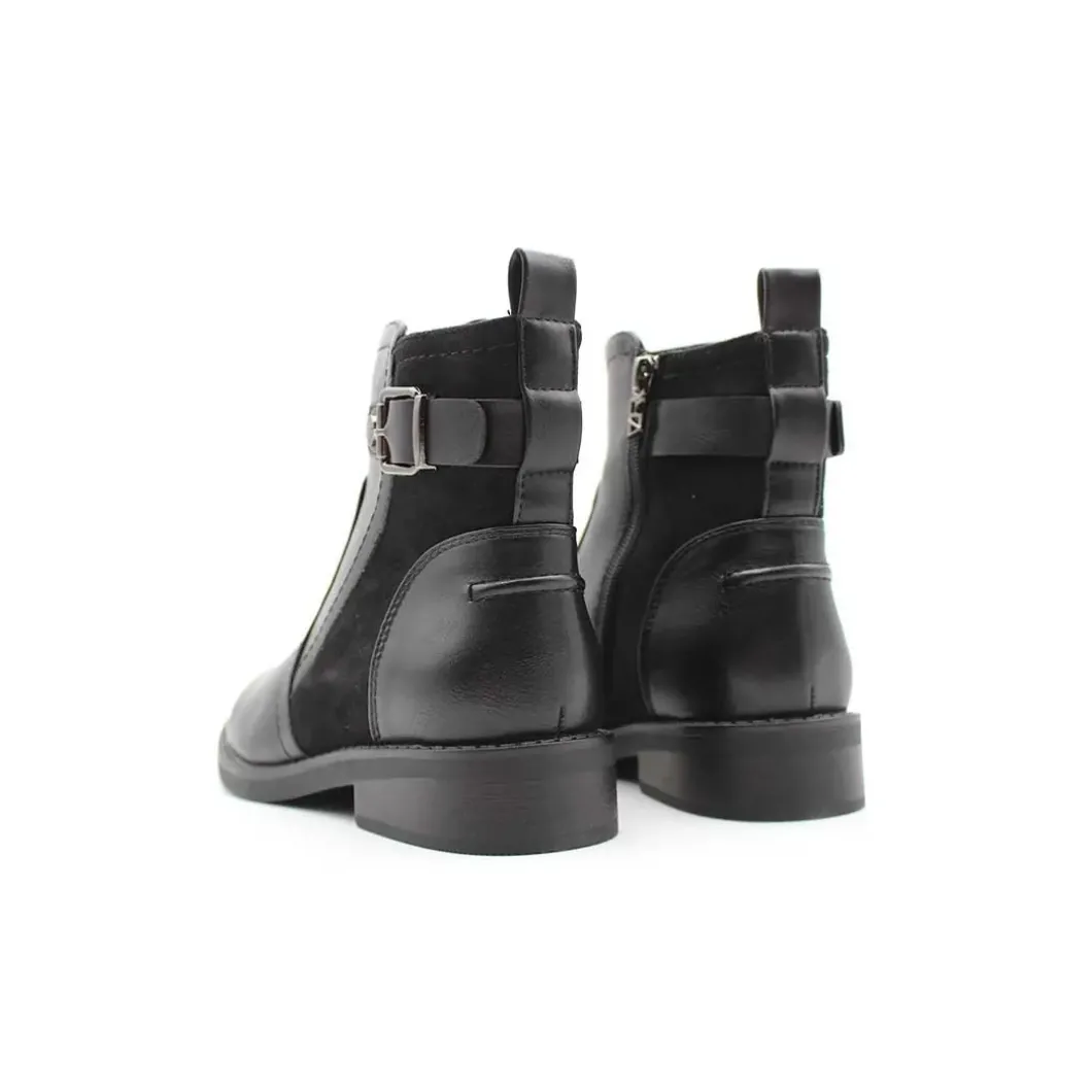 Botin plano negro Virucci