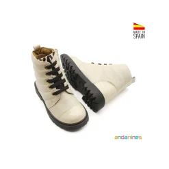 Botín beige cebra con cordones