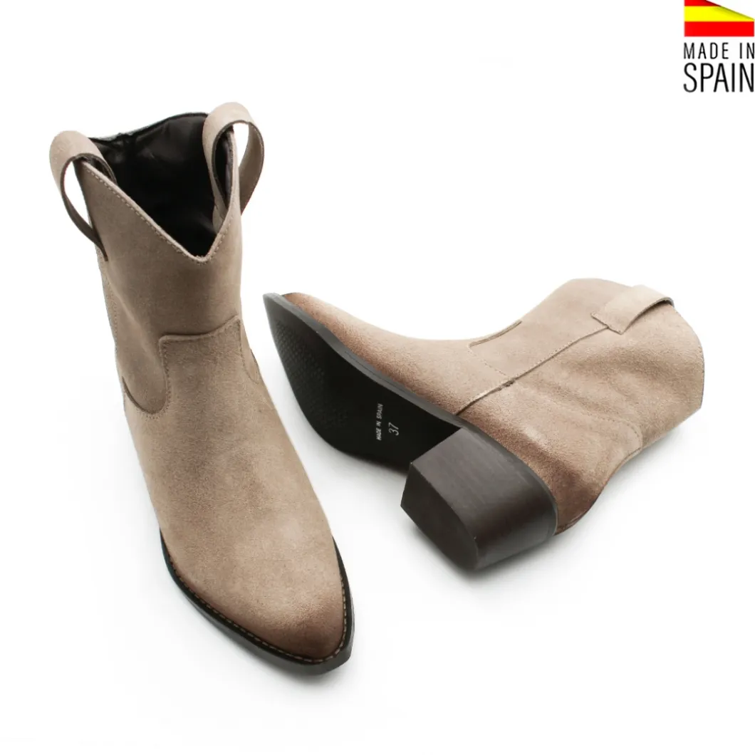 Botín serraje beige de tacón campera
