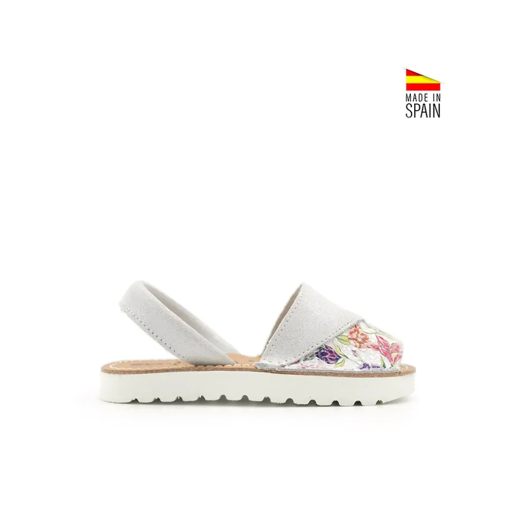 Menorquina flores blanca con suela de EVA