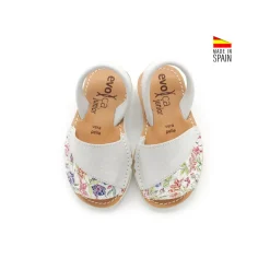 Menorquina flores blanca con suela de EVA