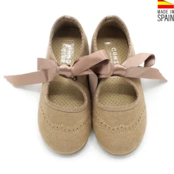 Mercedita lili camel