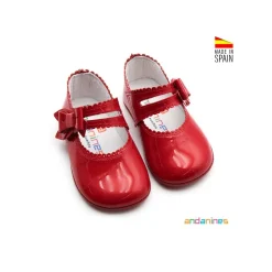 Mercedita roja charol primeros pasos