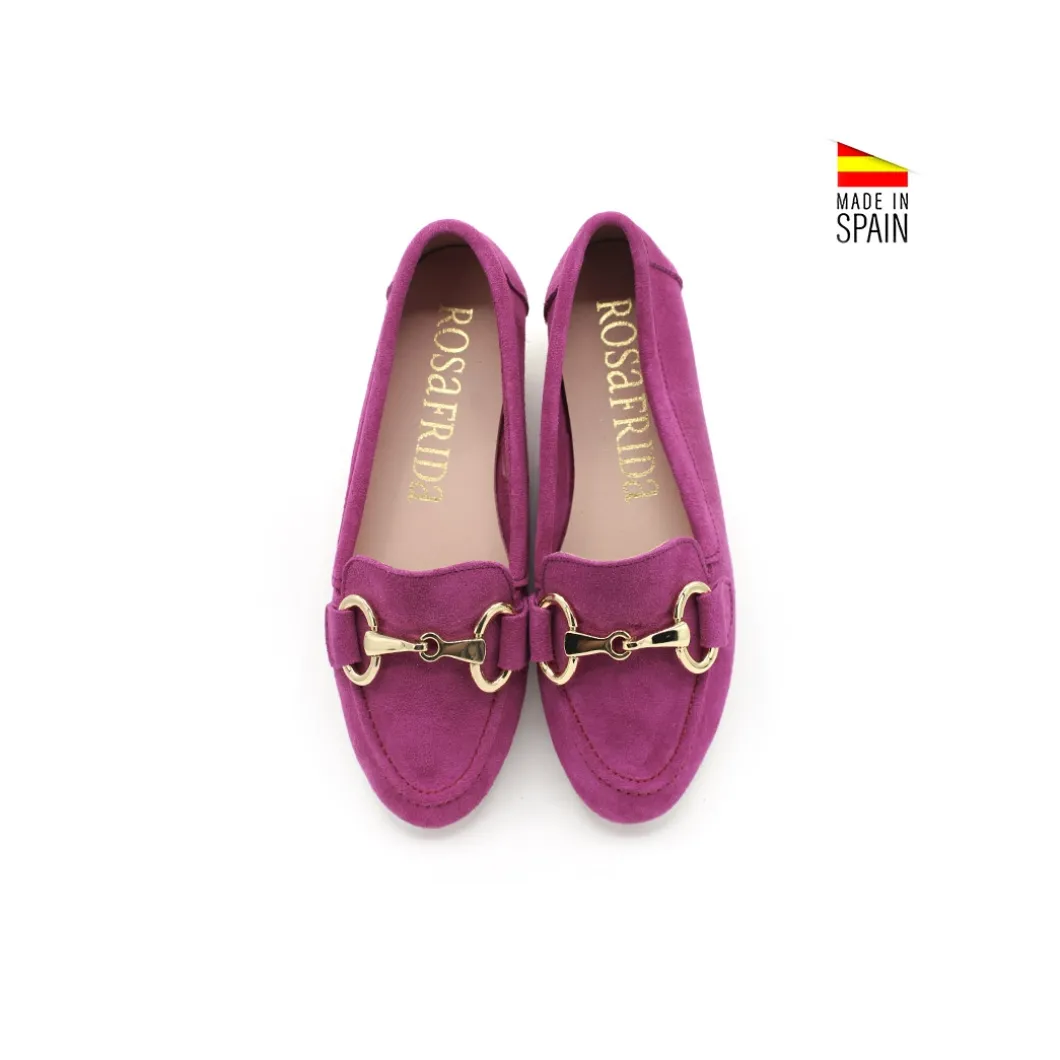 Mocasín ante magenta