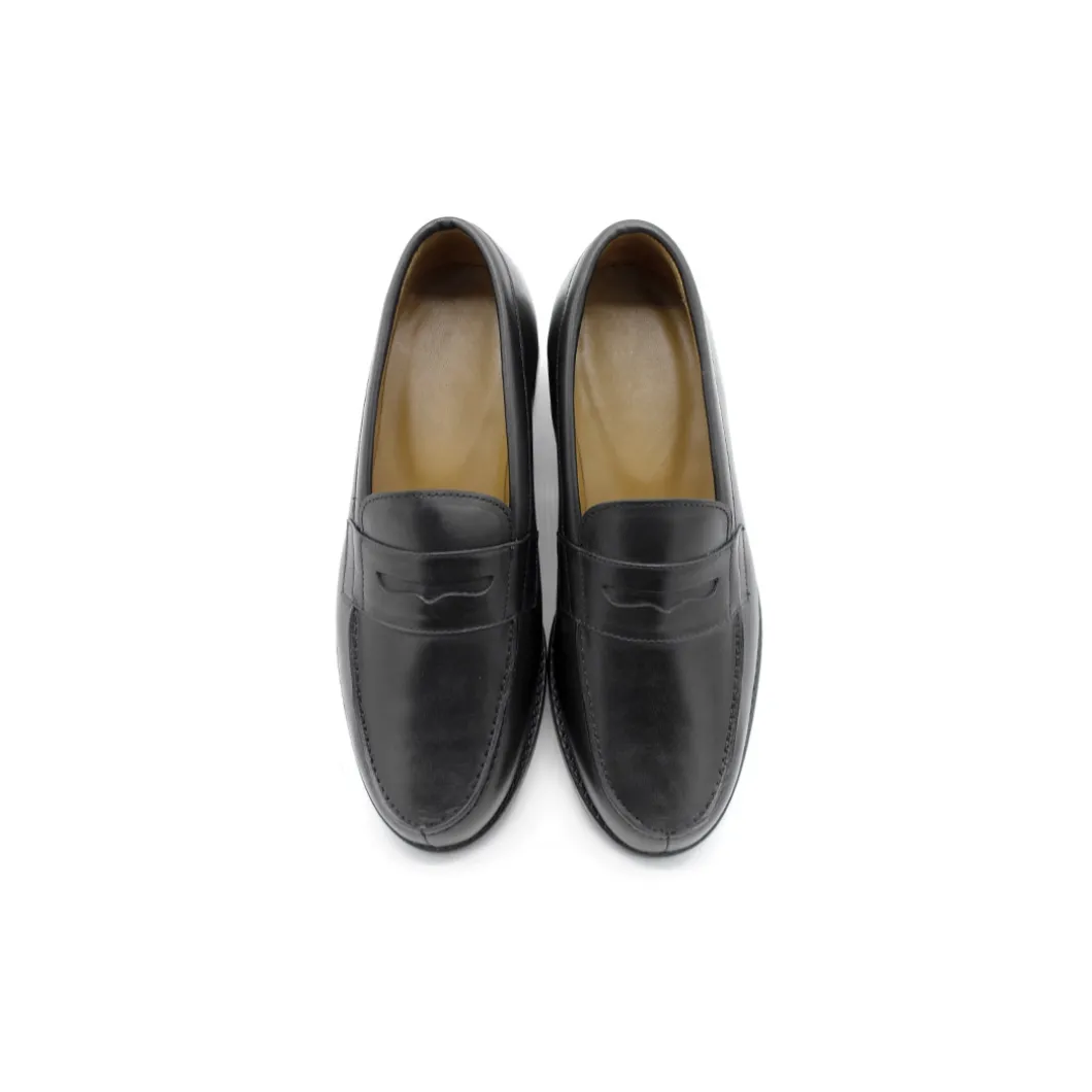 Mocasín antifaz negro de piel