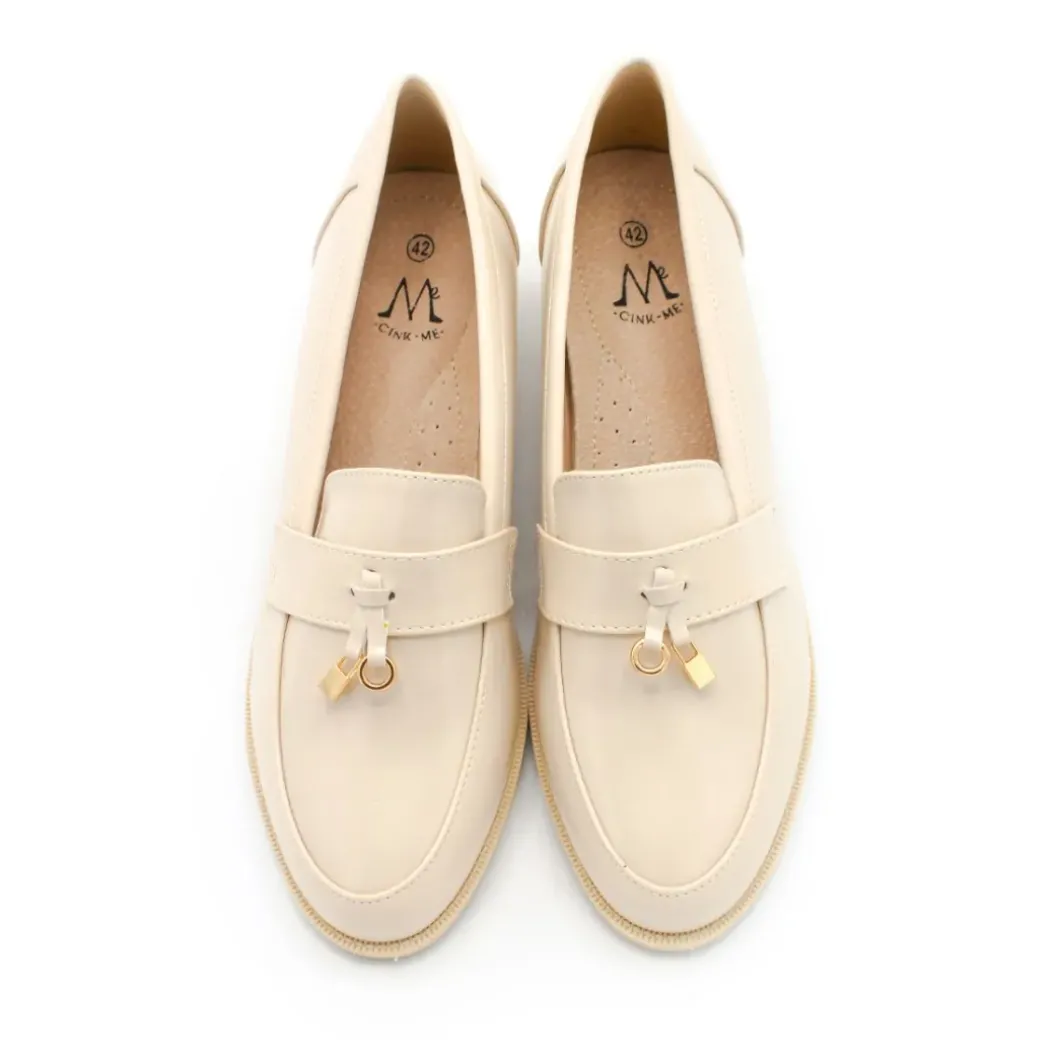 Mocasín beige de tallas grandes