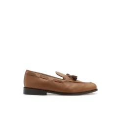 Mocasín con borlas camel de piel