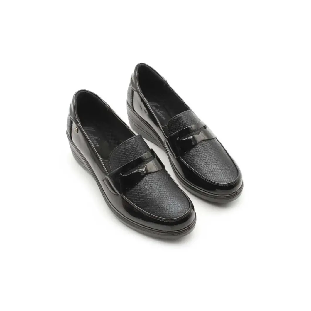 Mocasín con cuña negro