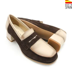 Mocasín tacón piel beige y marrón