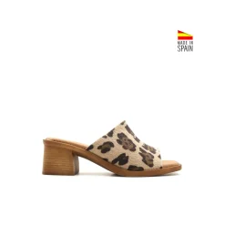 Mule tacón pala leopardo