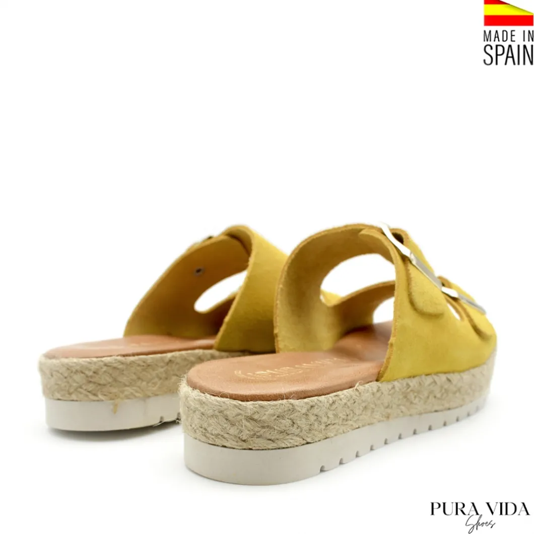 Sandalia hebillas amarillo de serraje