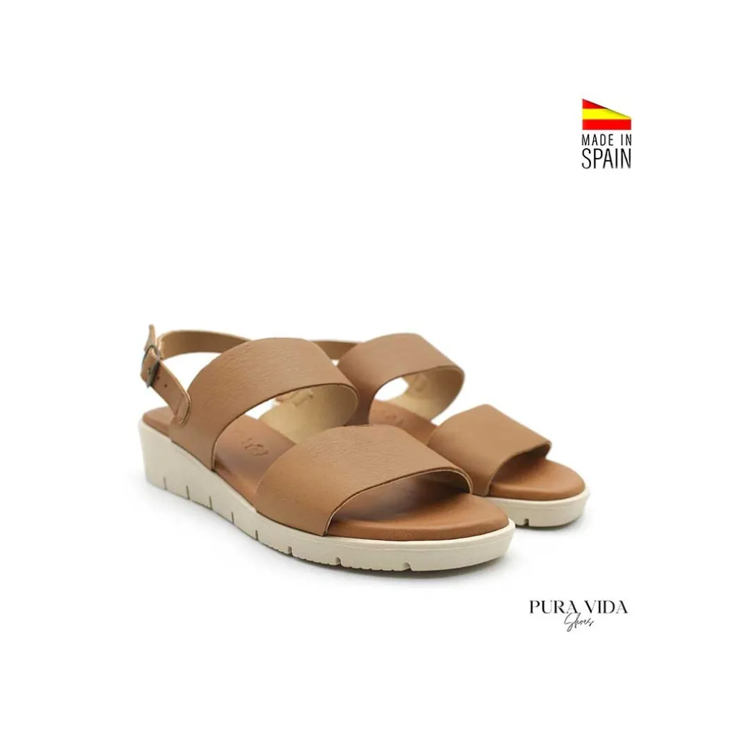 Sandalia light camel con cuña baja