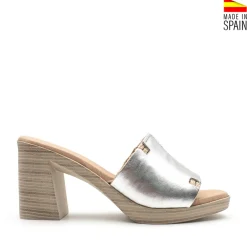 Sandalia plata con esparto y tacón