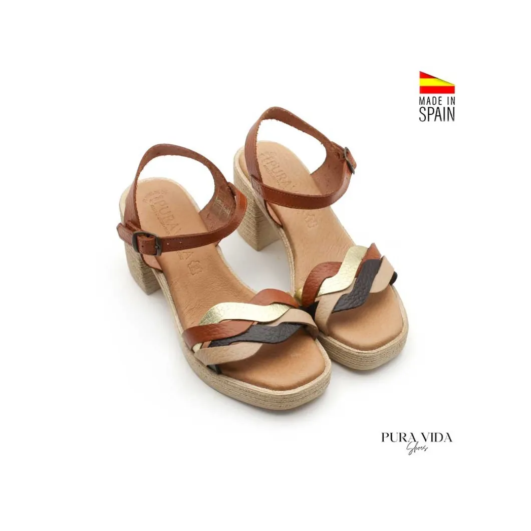 Sandalia Solea marrón con tacón y plataforma