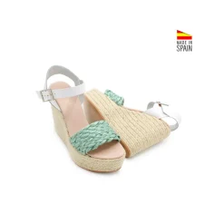 Sandalia verde rafia con cuña alta y plataforma