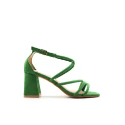 Sandalia verde tacón ancho​