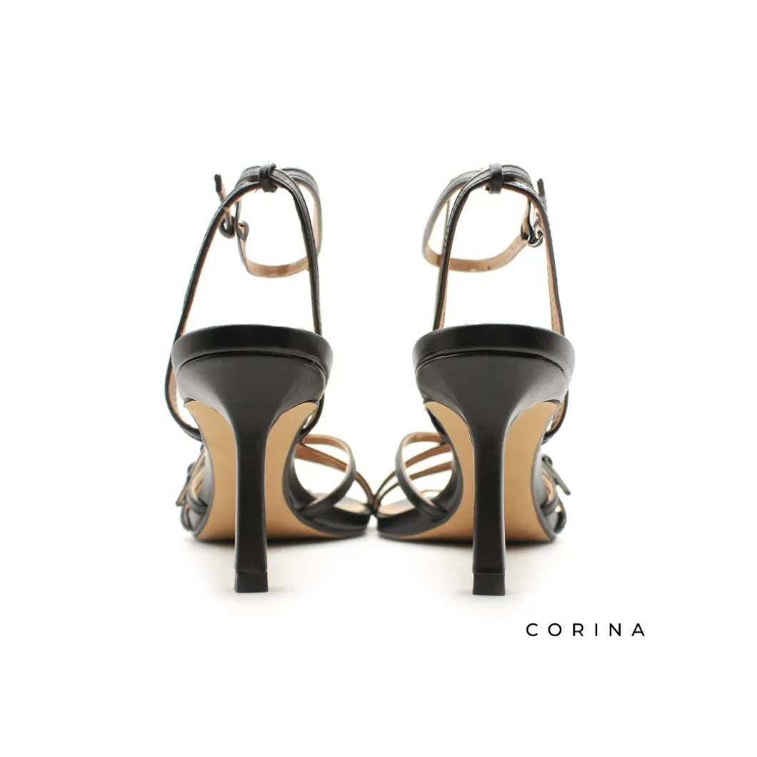 Sandalias con tacon negra de hebillas