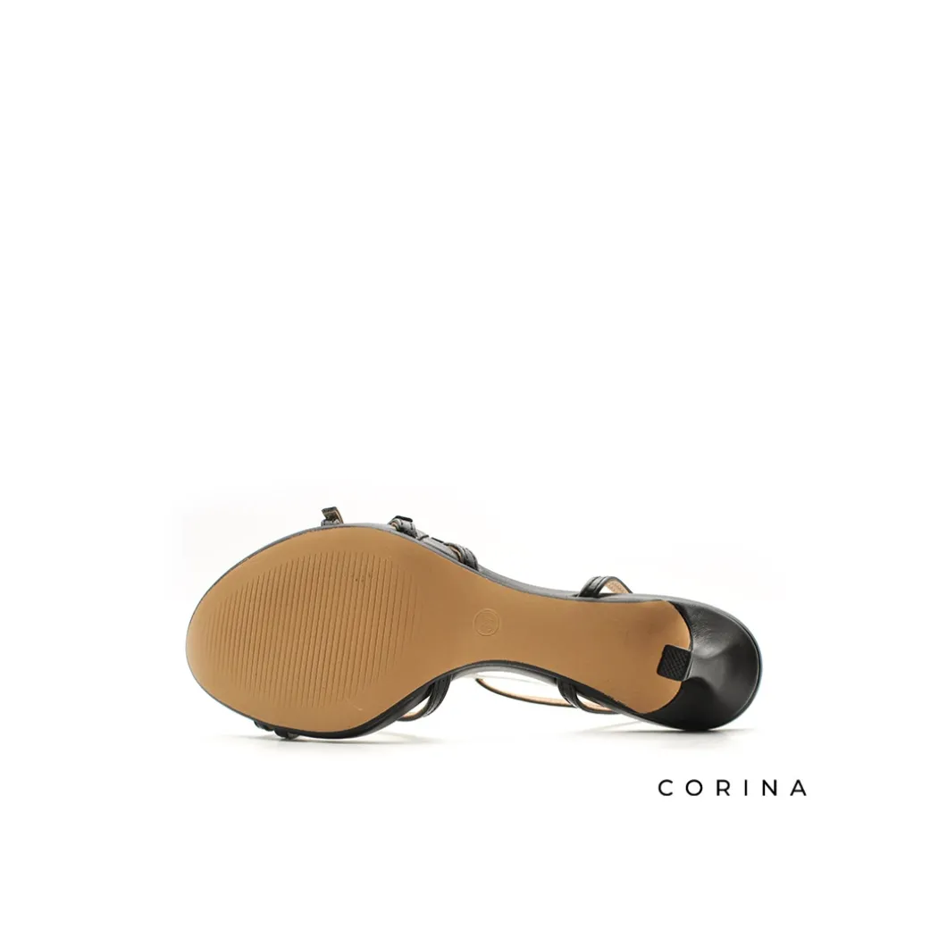 Sandalias con tacon negra de hebillas