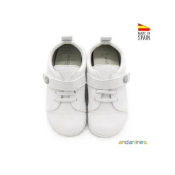 Zapatilla blanca vegana respetuosa