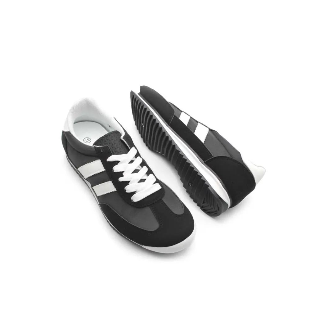 Zapatilla clásica 80´s negra