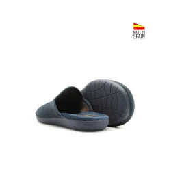 Zapatilla de casa marino con escudo