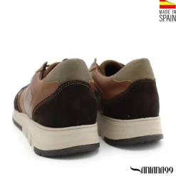 Zapatilla de piel cuero