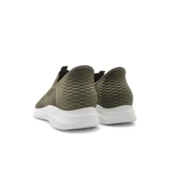 Zapatilla elástica slip on verde