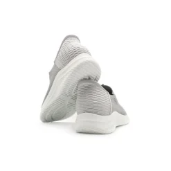 Zapatilla elástica slip on gris