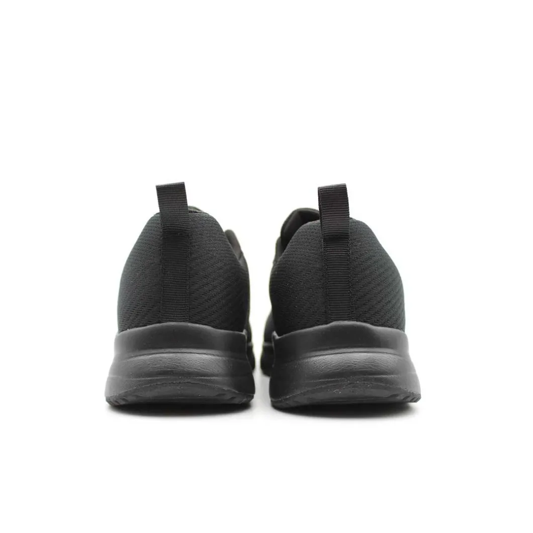 Zapatilla negra memory antideslizante