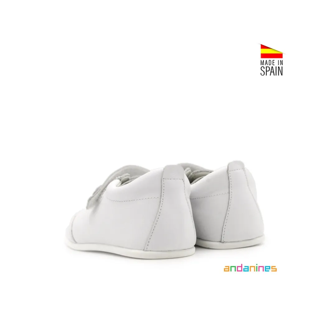 Zapatilla piel blanca respetuosa Andanines