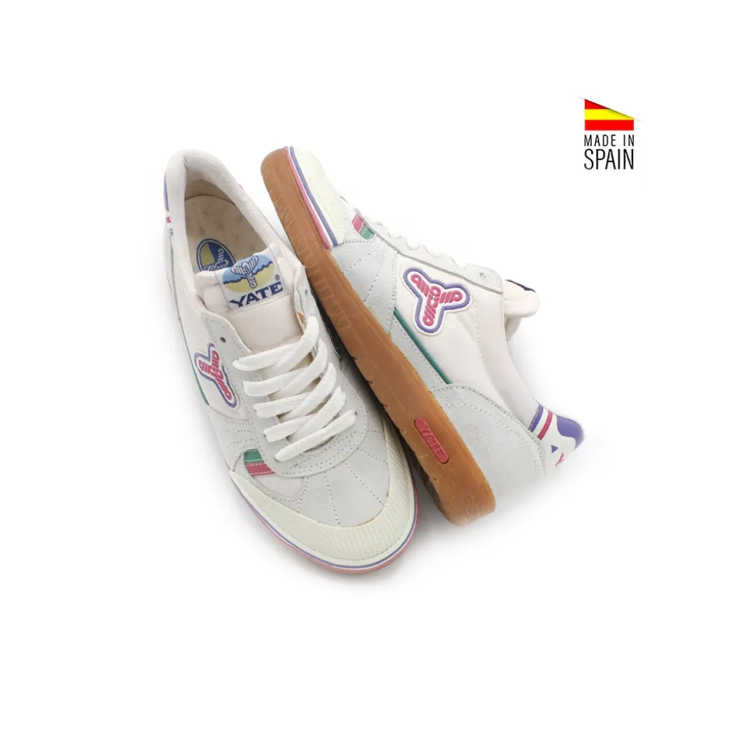 Zapatilla retro Yate fucsia