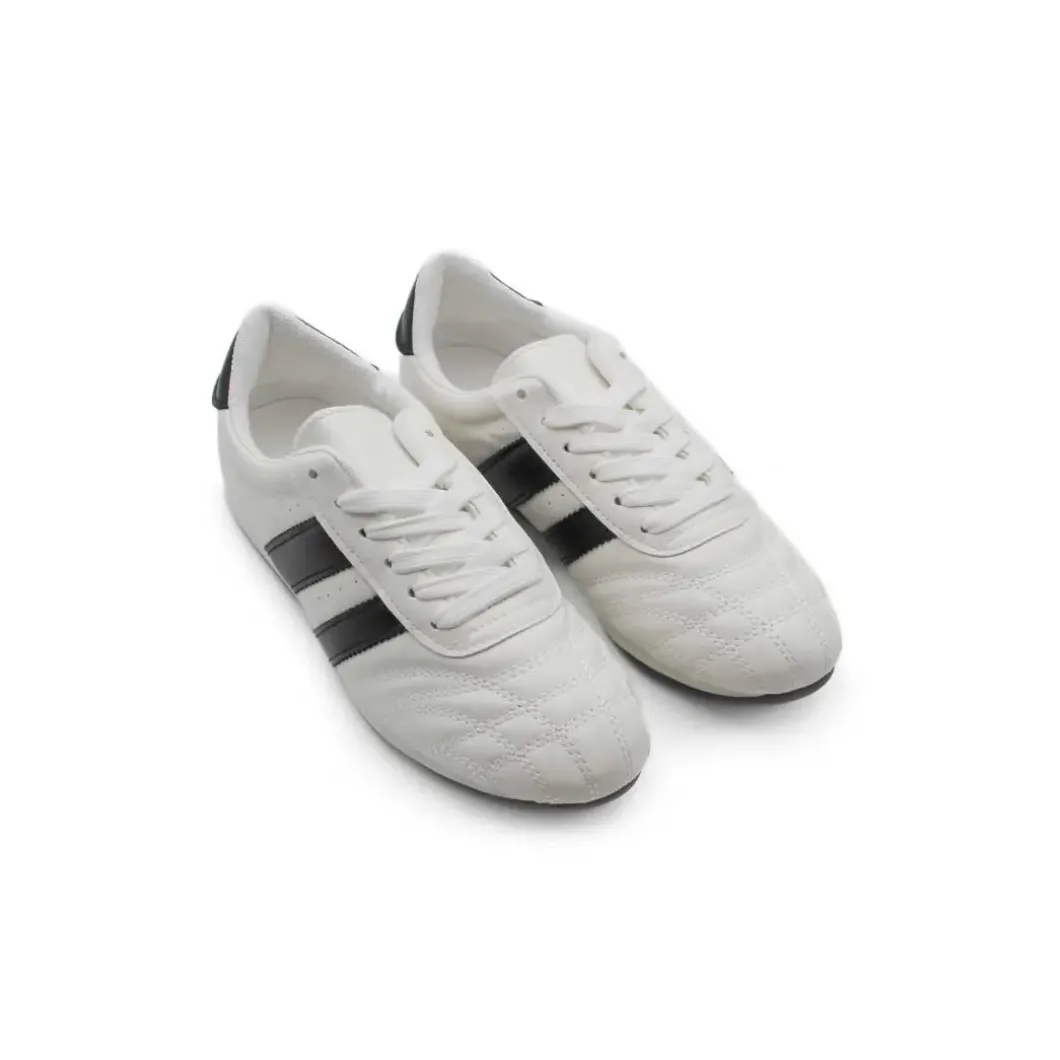 Zapatilla soccer blanca