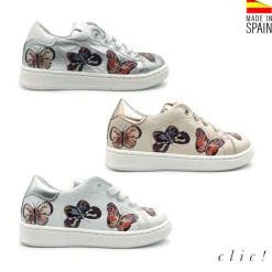 Zapatillas con mariposas y cordones