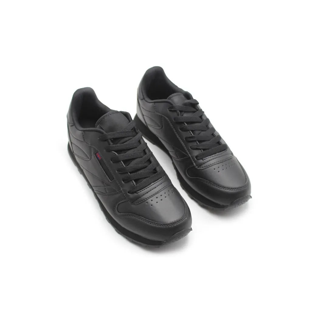 Zapatillas negras London Classic