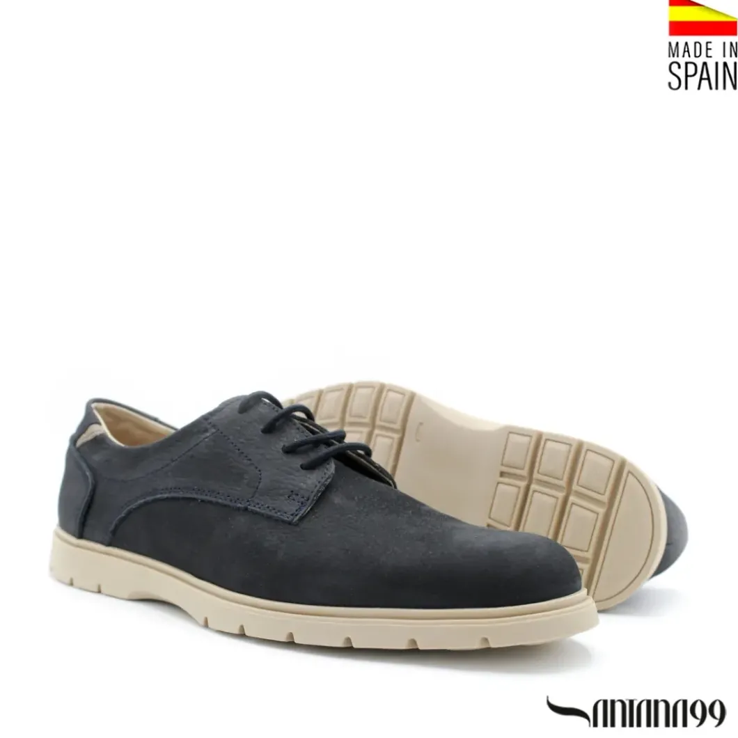 Zapato azul marino con cordones de piel nobuck