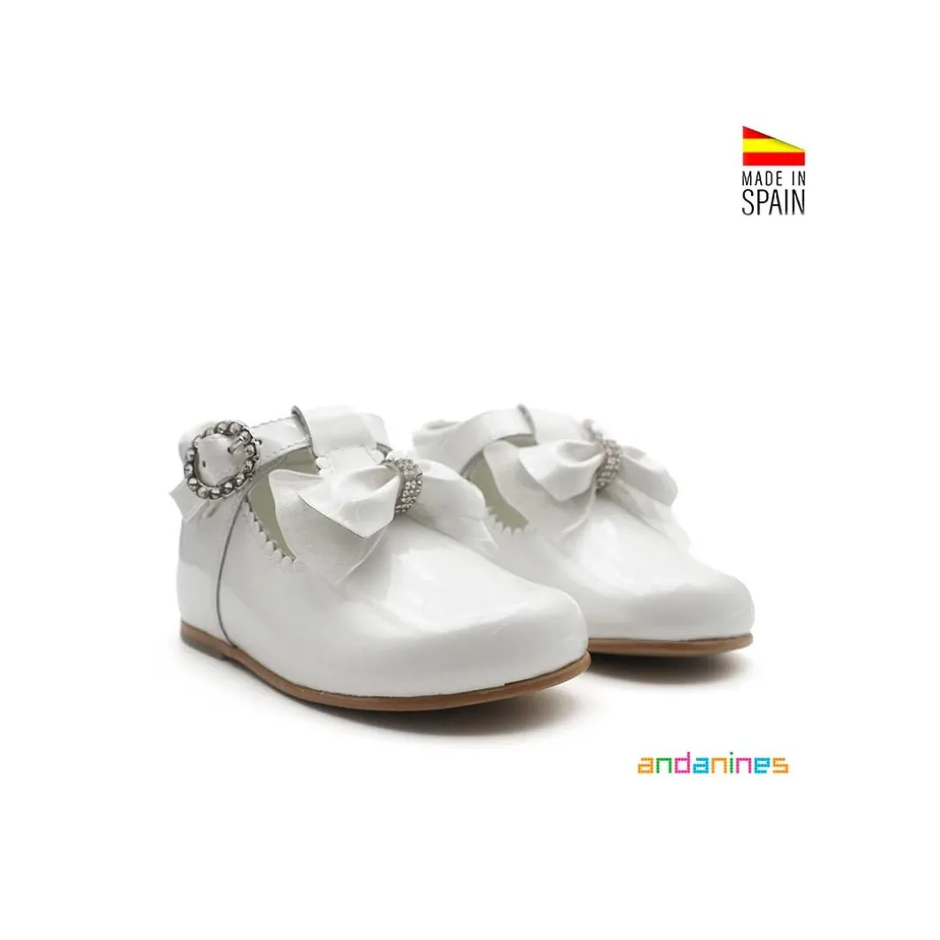 Zapato bebé charol blanco