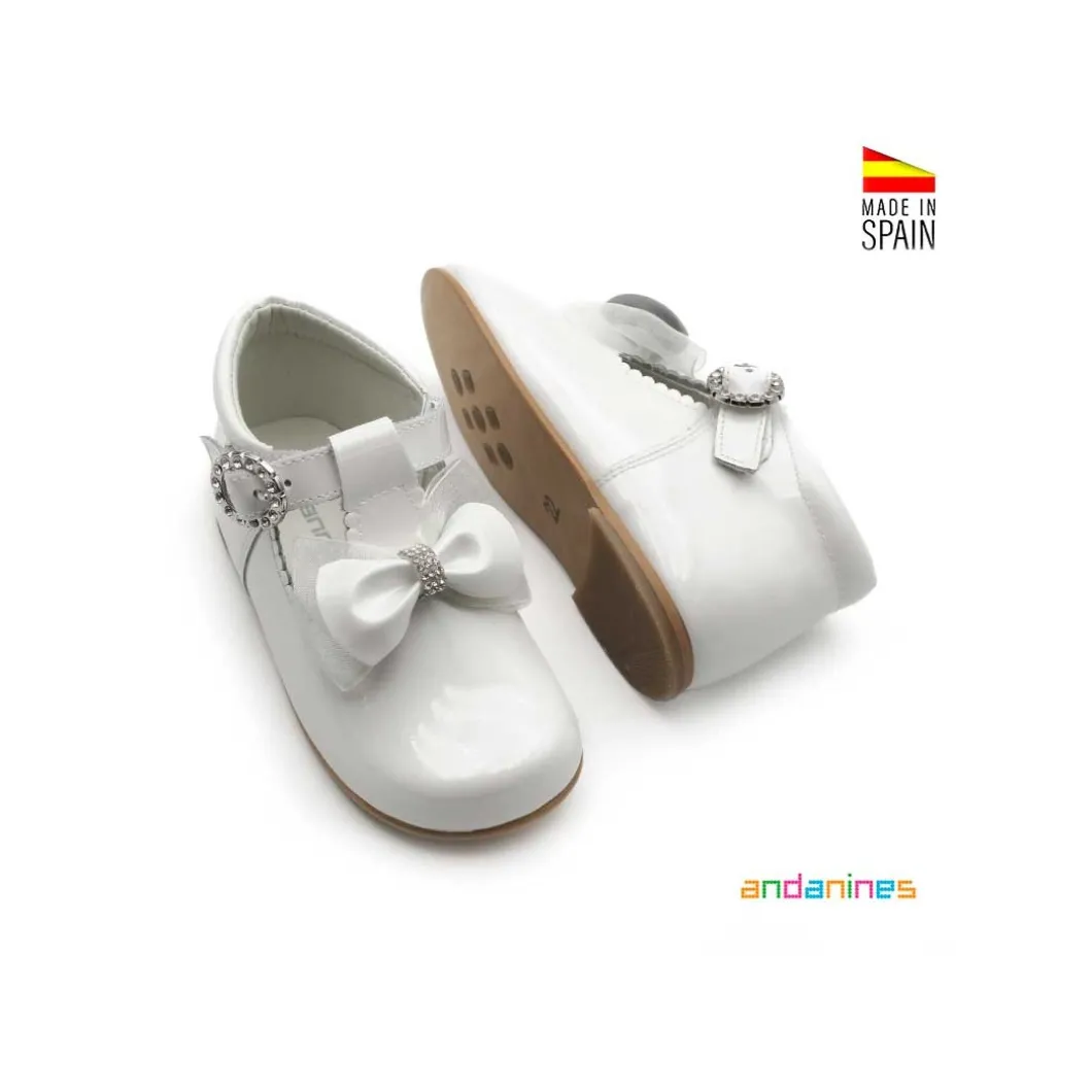 Zapato bebé charol blanco
