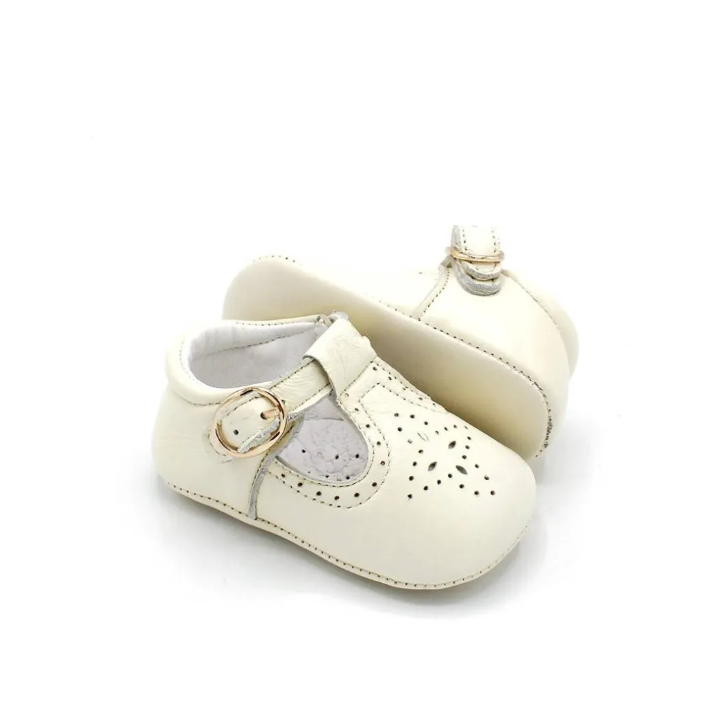 Zapato beige sin suela pepito A2945