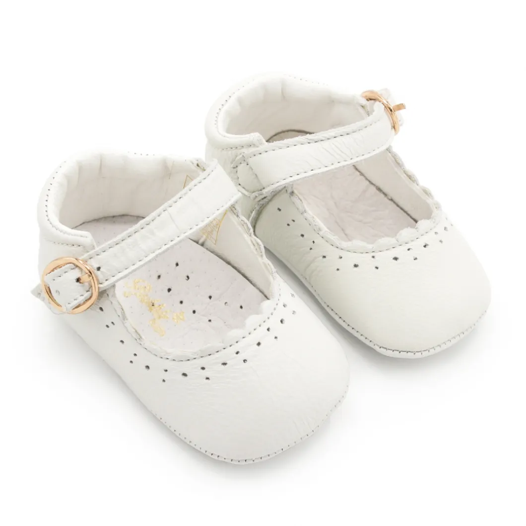 Zapato blanco bebe sin suela