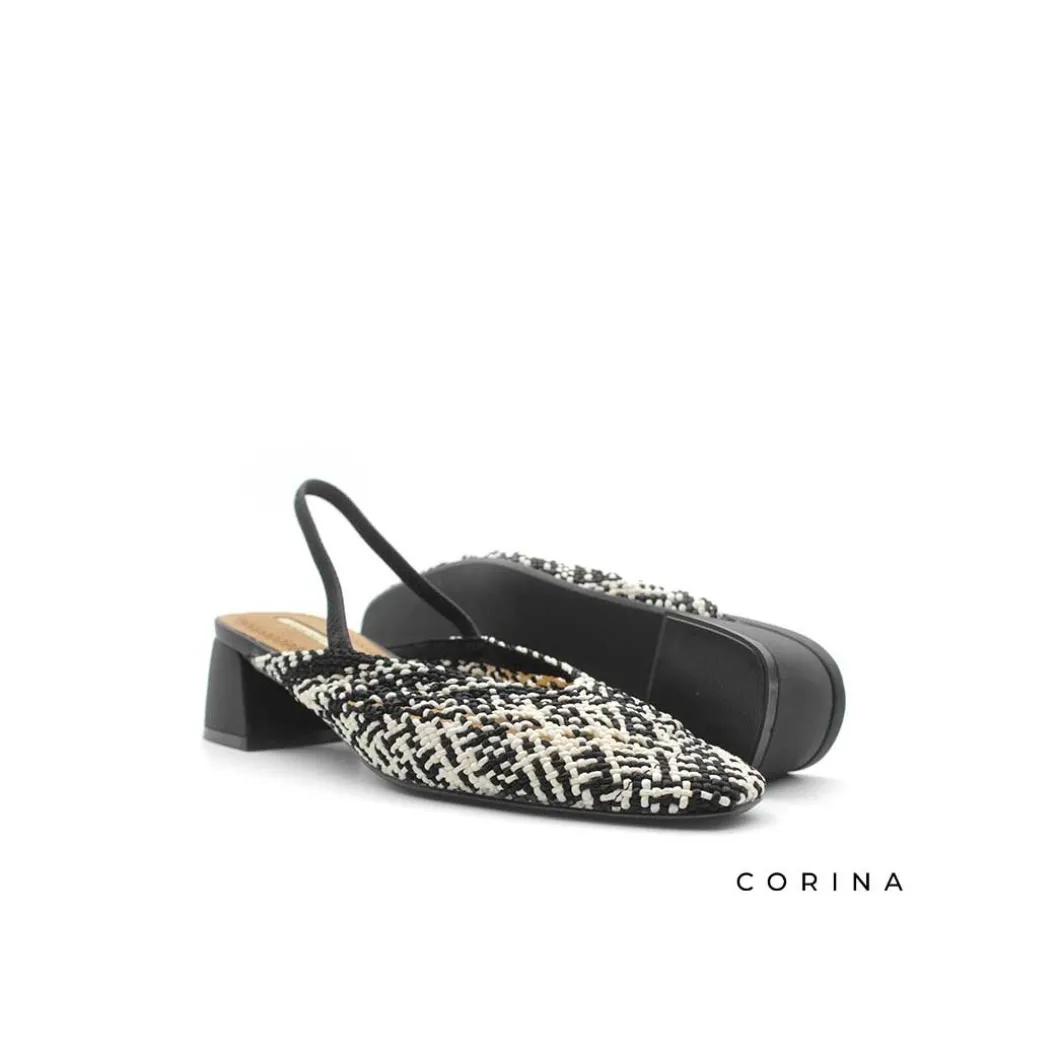 Zapato calado destalonado negro