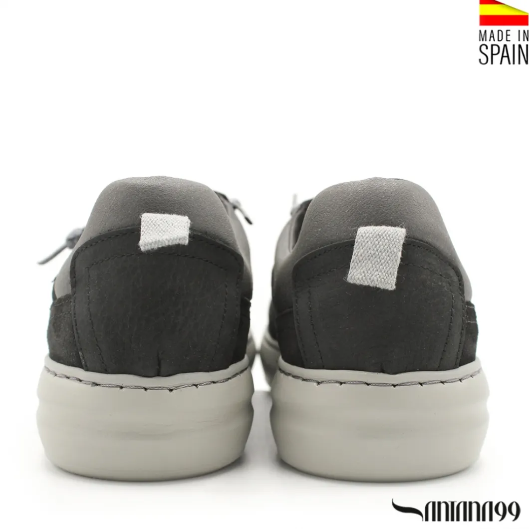 Zapato casual negro con cordón elástico