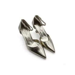 Zapato de salón plomo con tacón fino