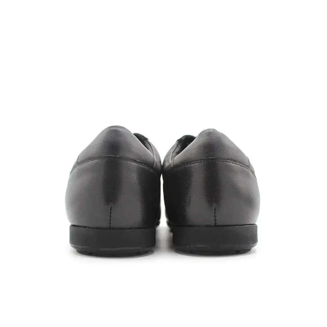Zapato deportivo piel negro