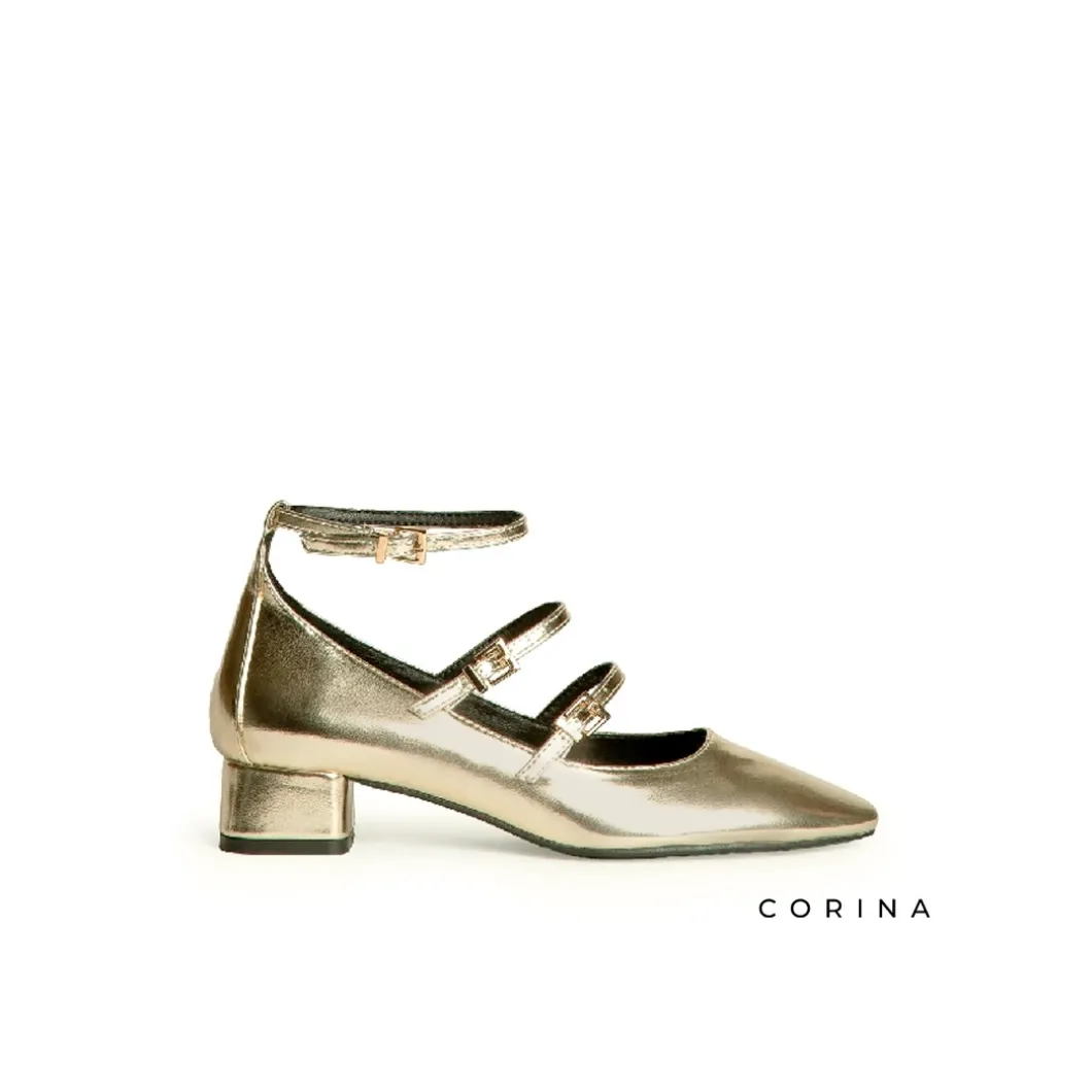 Zapato mary jane con hebillas dorada