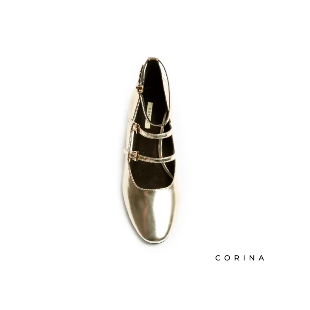 Zapato mary jane con hebillas dorada