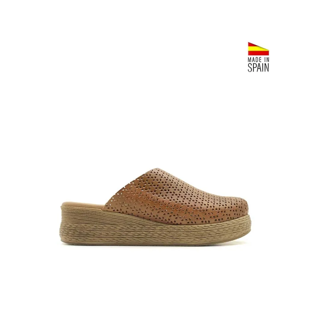 Zueco Bali cuero piel calada