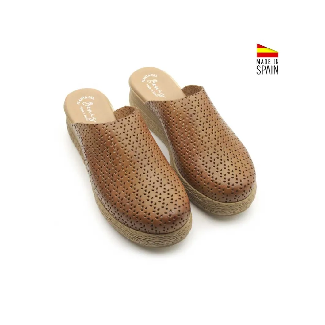 Zueco Bali cuero piel calada